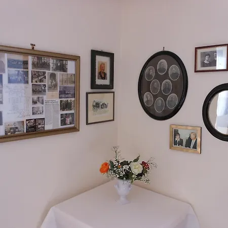 Westfalenhof Garni Hotel